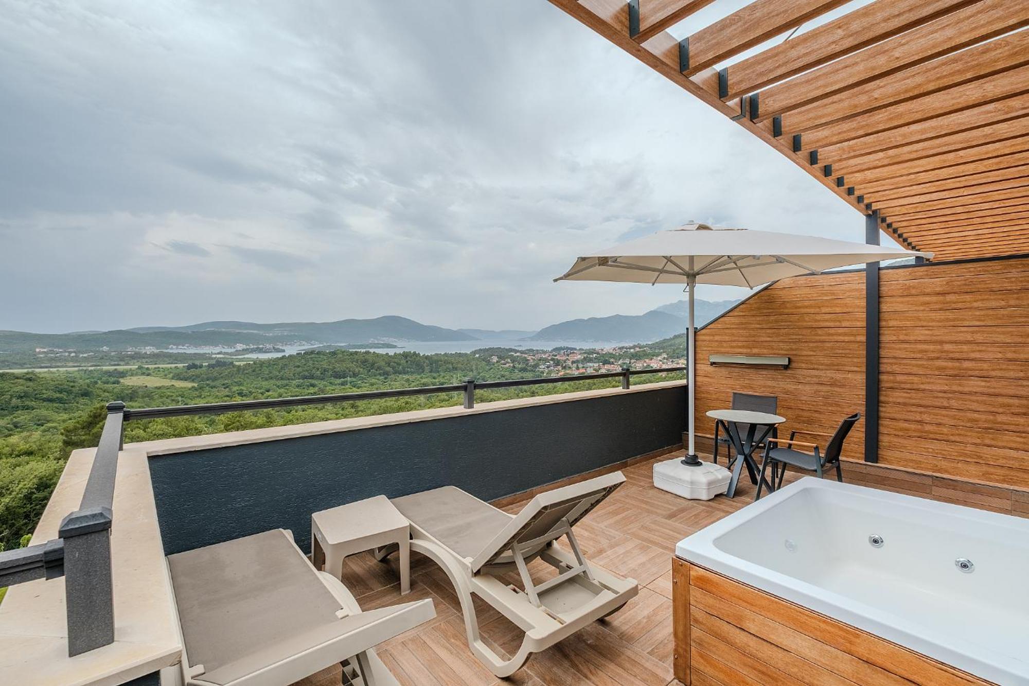 Montenegro Lodge Kavač Zimmer foto Rooftop terrace