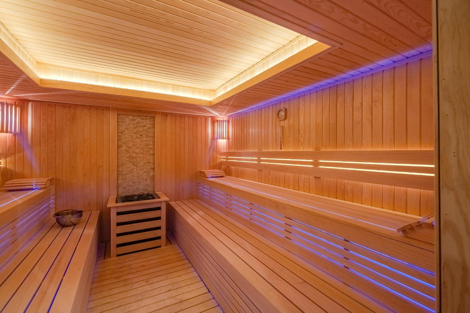 Montenegro Lodge Kavač Exterior foto A modern Finnish sauna